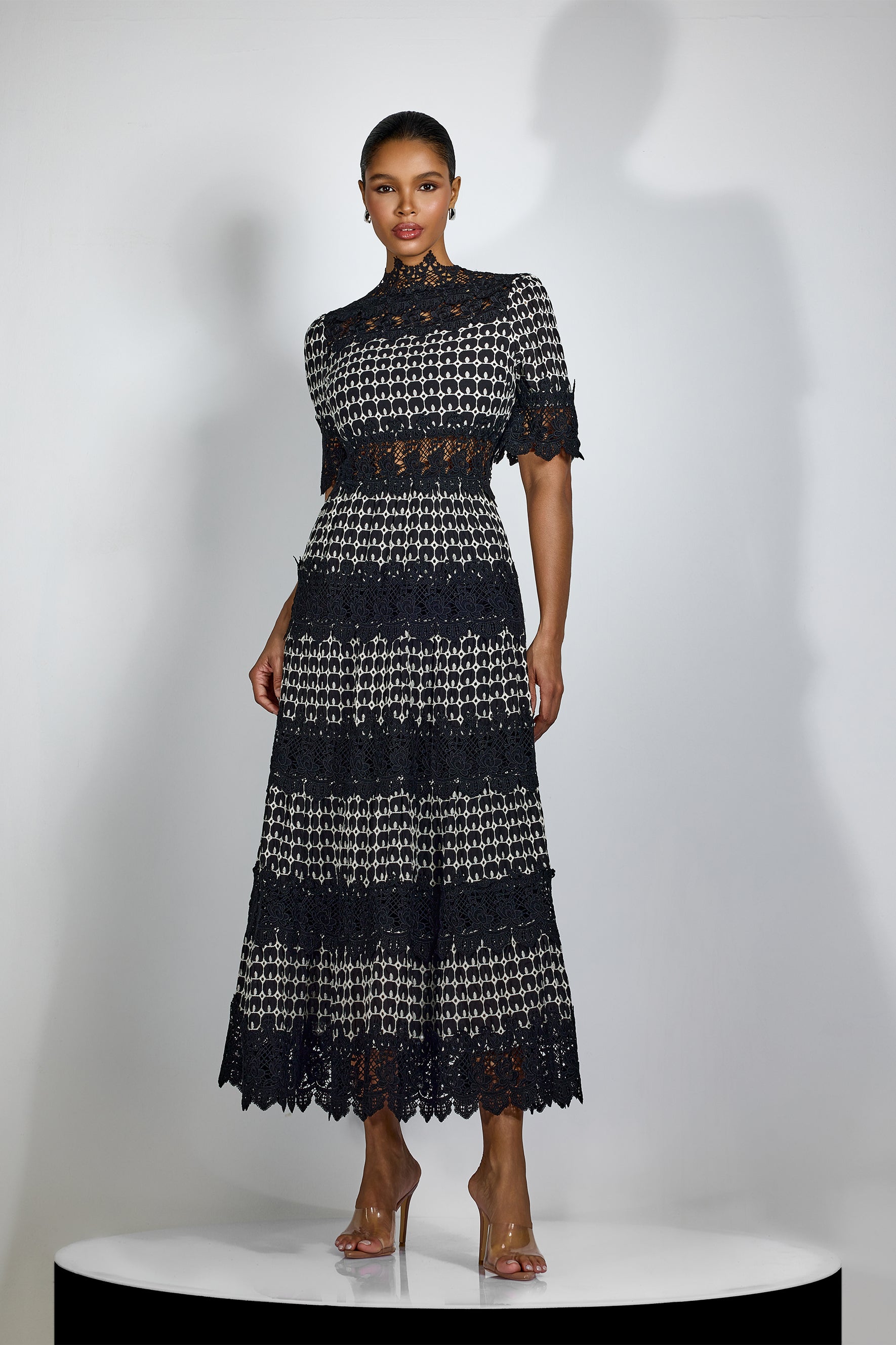 Elegant Sabrina Embroidered Lace Short Sleeve Midi Dress for Resort Wear