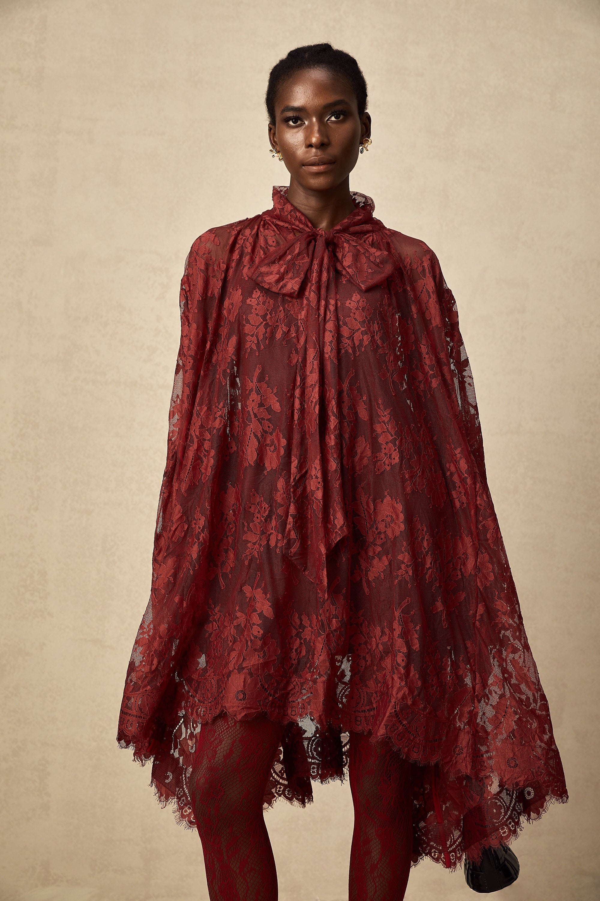 Elegant Red Chantilly Lace Oversize Dress: Timeless Style, Comfortable Fit, Versatile