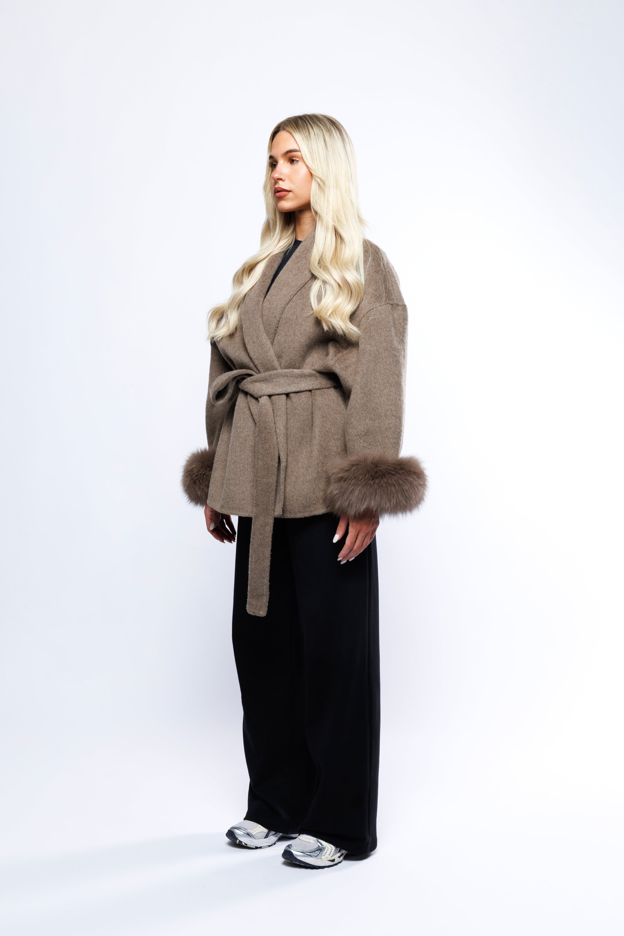 MAIA Chelsea Cashmere Women's Jacket Soft Luxurious Warmth