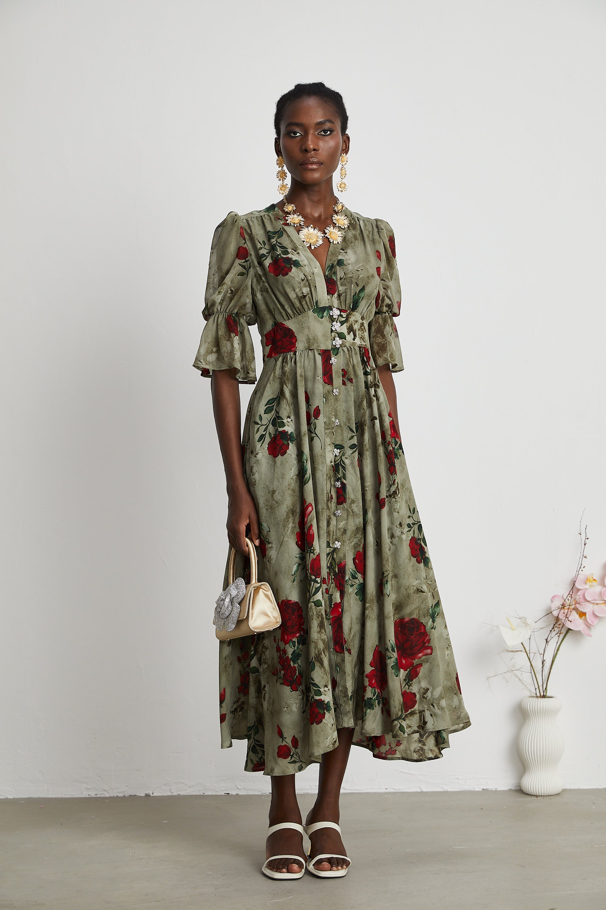 Elegant Floral V-Neck Midi Dress for Women: Perfect Summer Style