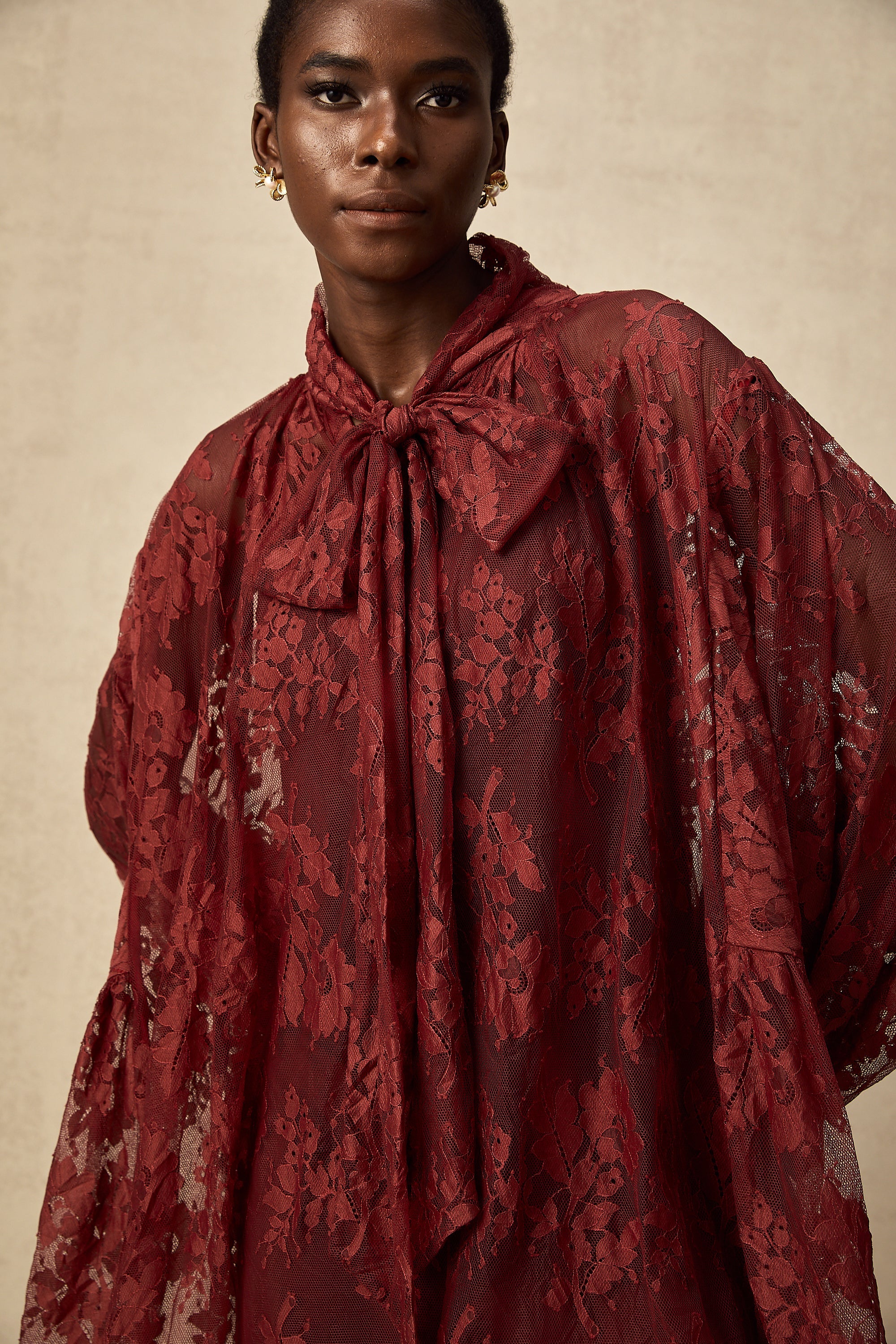 Elegant Red Chantilly Lace Oversize Dress: Timeless Style, Comfortable Fit, Versatile