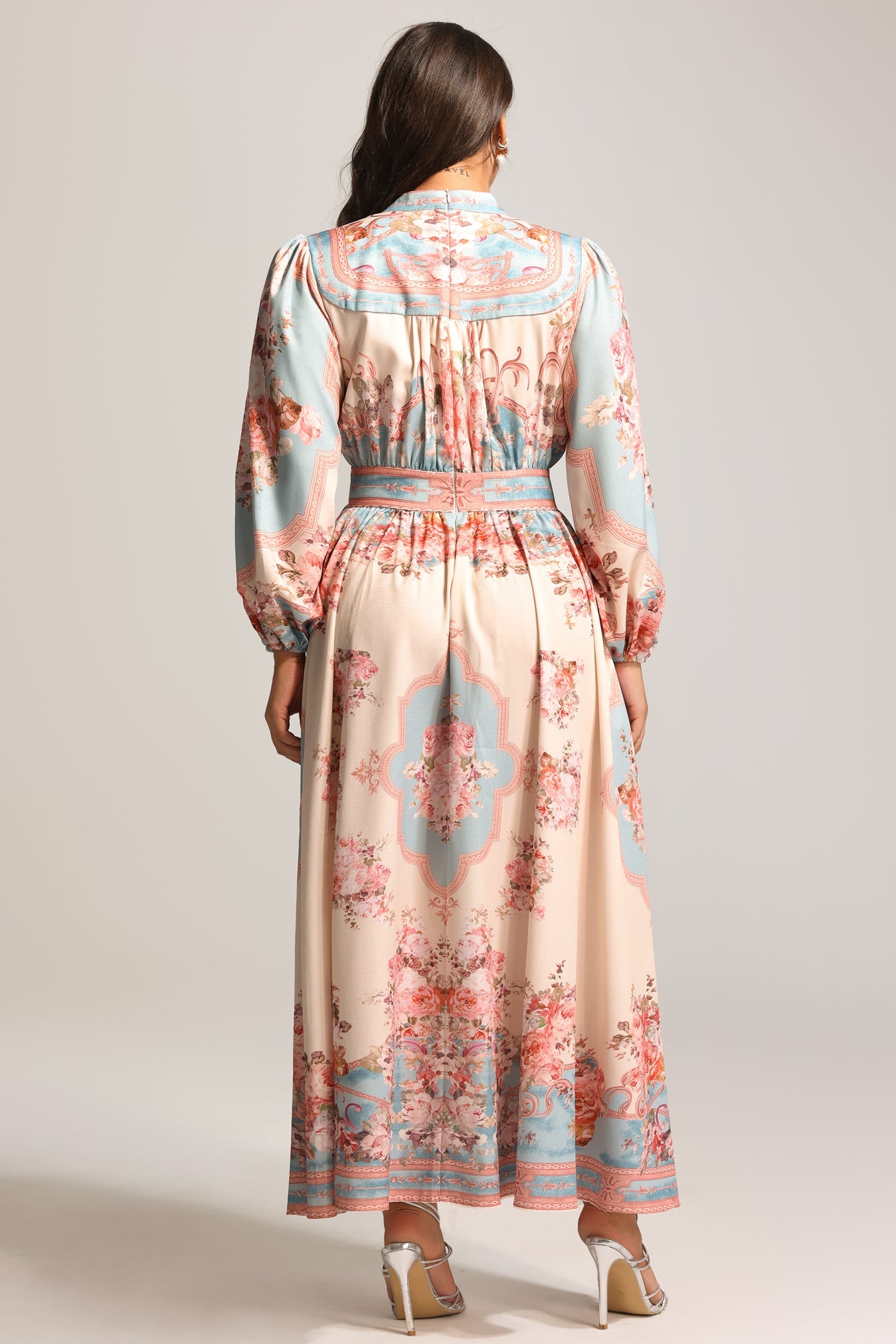 Elegant Floral Printed Maxi Dress: Long Sleeve Flowy Bohemian Style