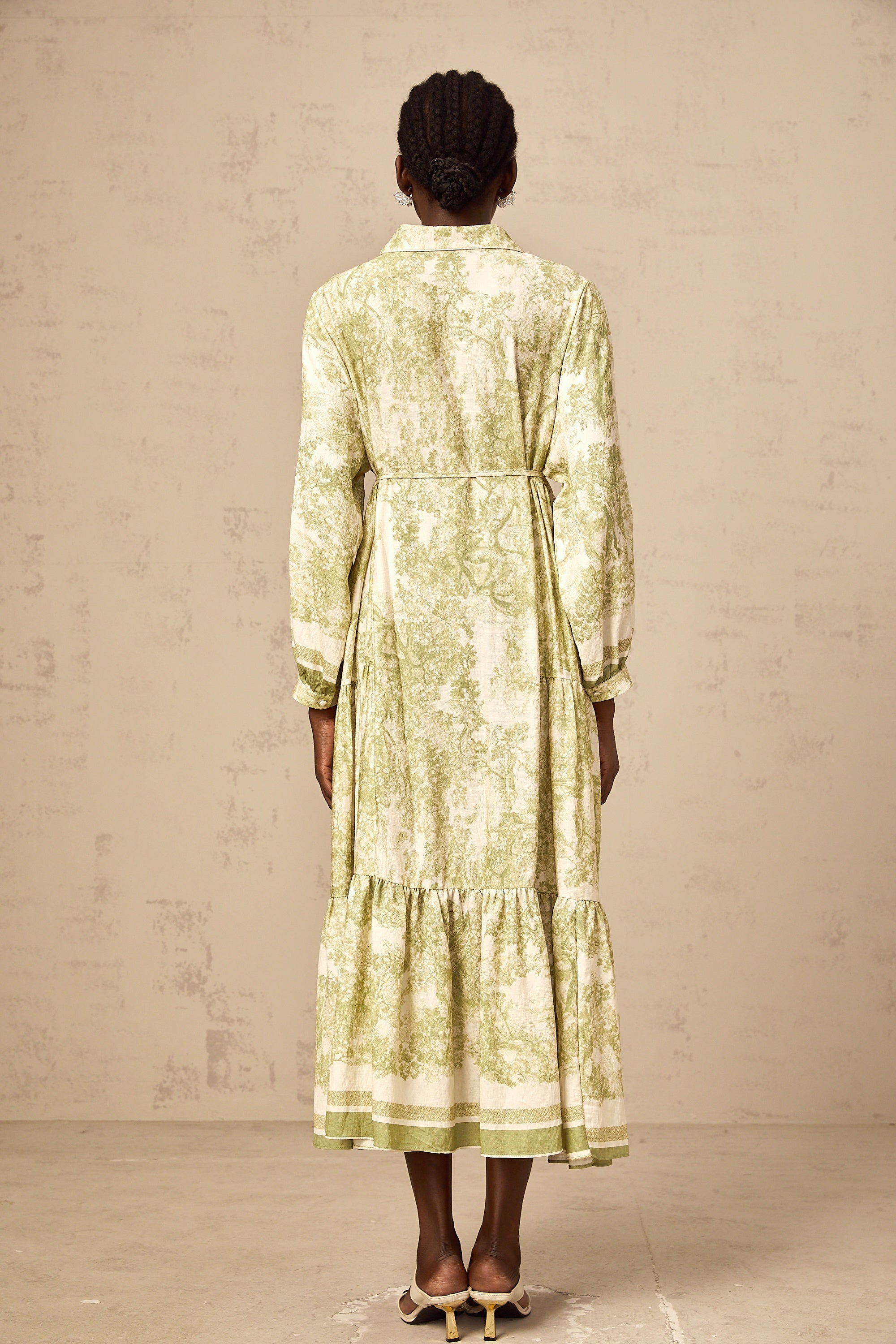 Adelaide Graphic Print Midi Dress: Elegant, Flowing, Comfortable, and Stylish Green Attire
