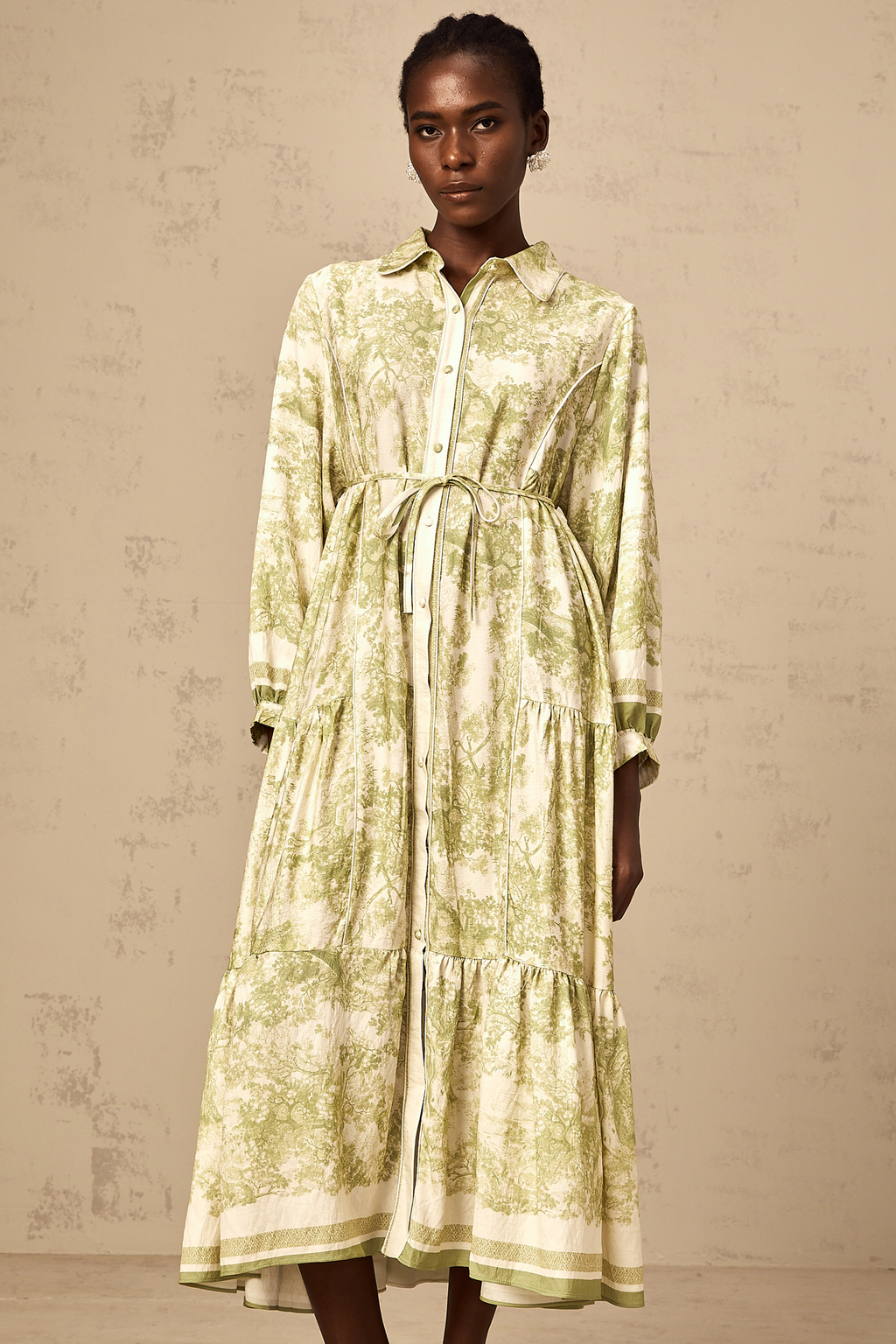 Adelaide Graphic Print Midi Dress: Elegant, Flowing, Comfortable, and Stylish Green Attire