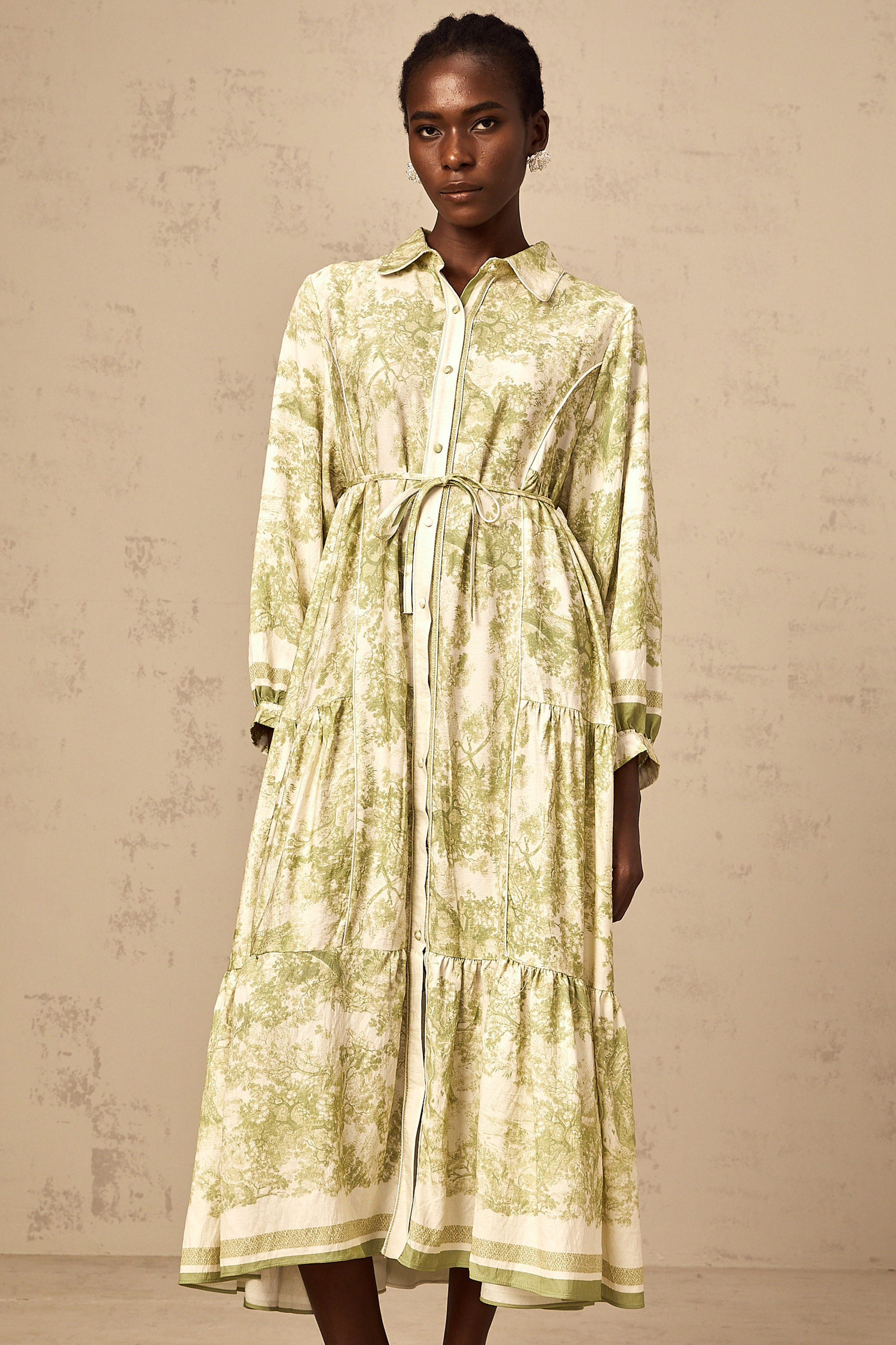 Adelaide Graphic Print Midi Dress: Elegant, Flowing, Comfortable, and Stylish Green Attire