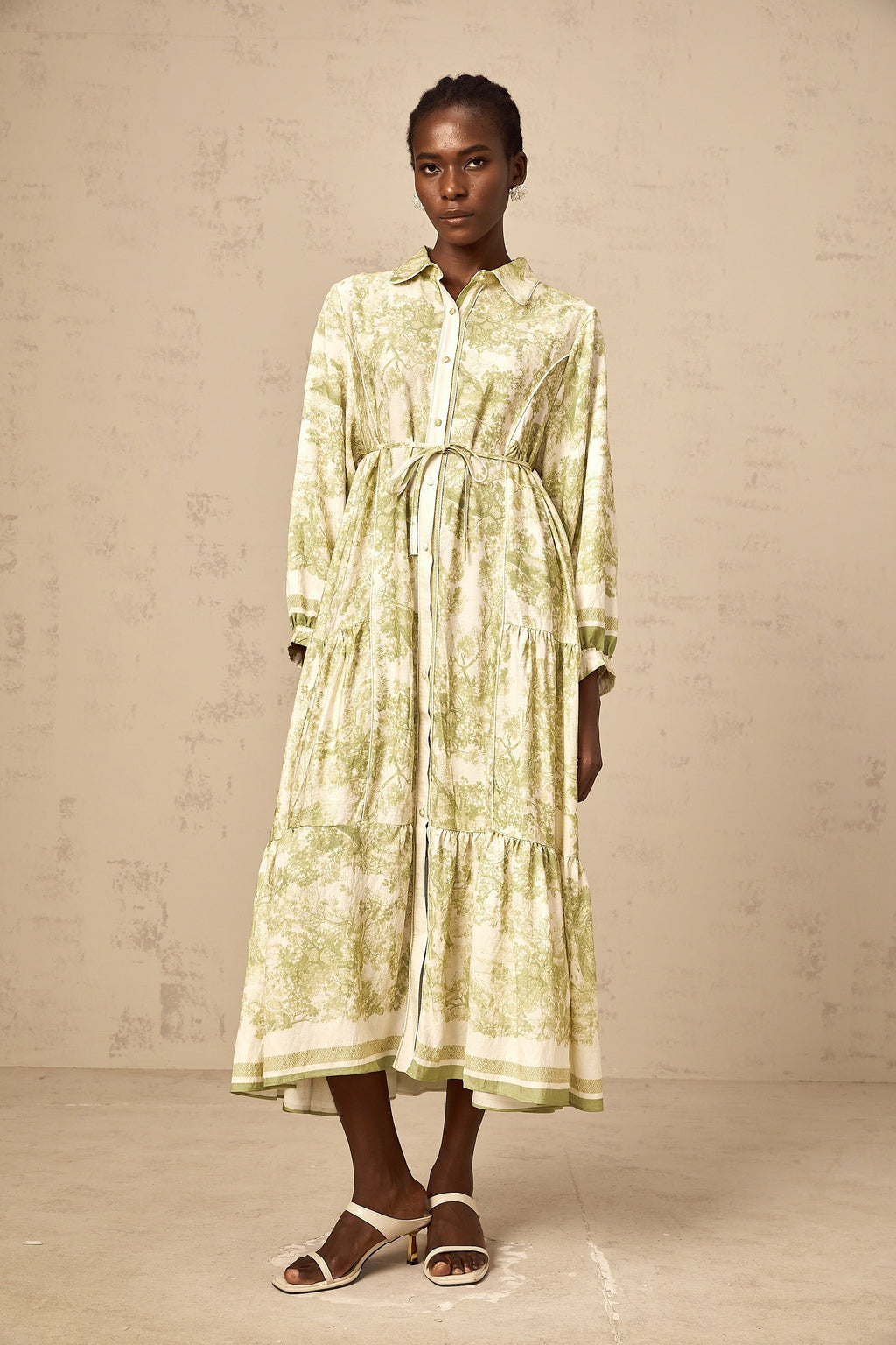 Adelaide Graphic Print Midi Dress: Elegant, Flowing, Comfortable, and Stylish Green Attire