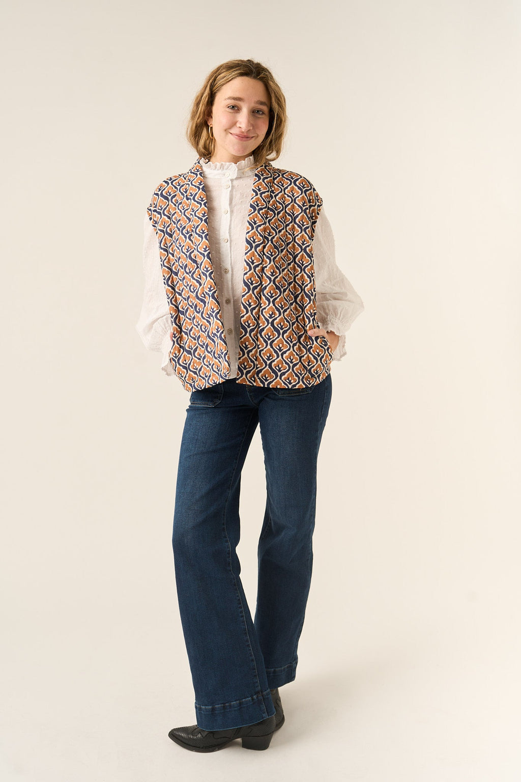 Stylish Lúa Beige Printed Cotton Vest for Women - Versatile Layering Fashion