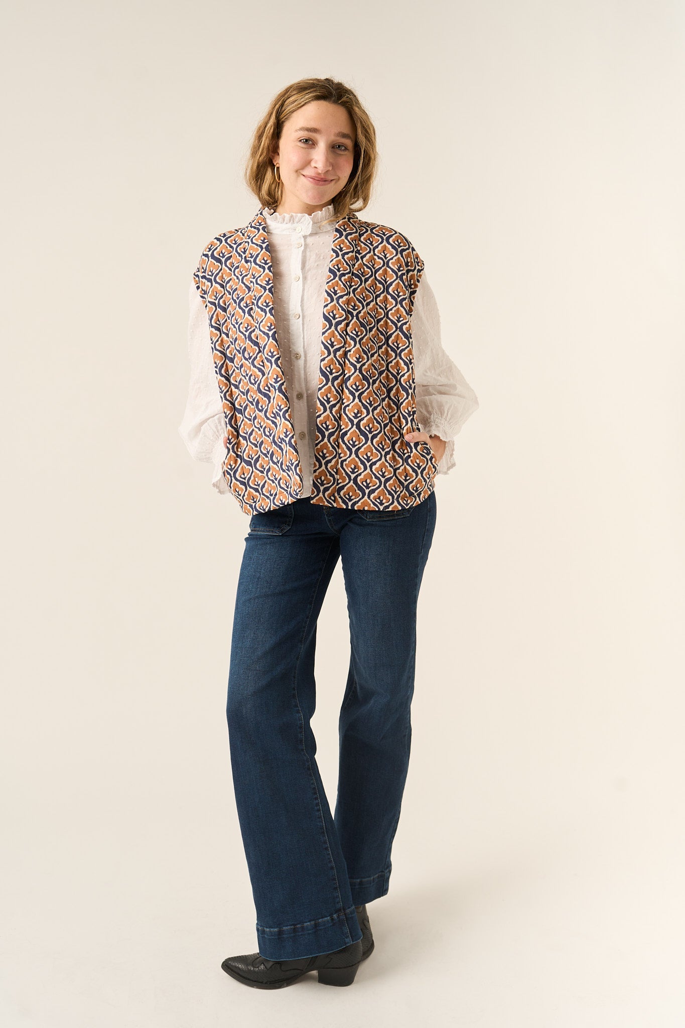 Stylish Lúa Beige Printed Cotton Vest for Women - Versatile Layering Fashion