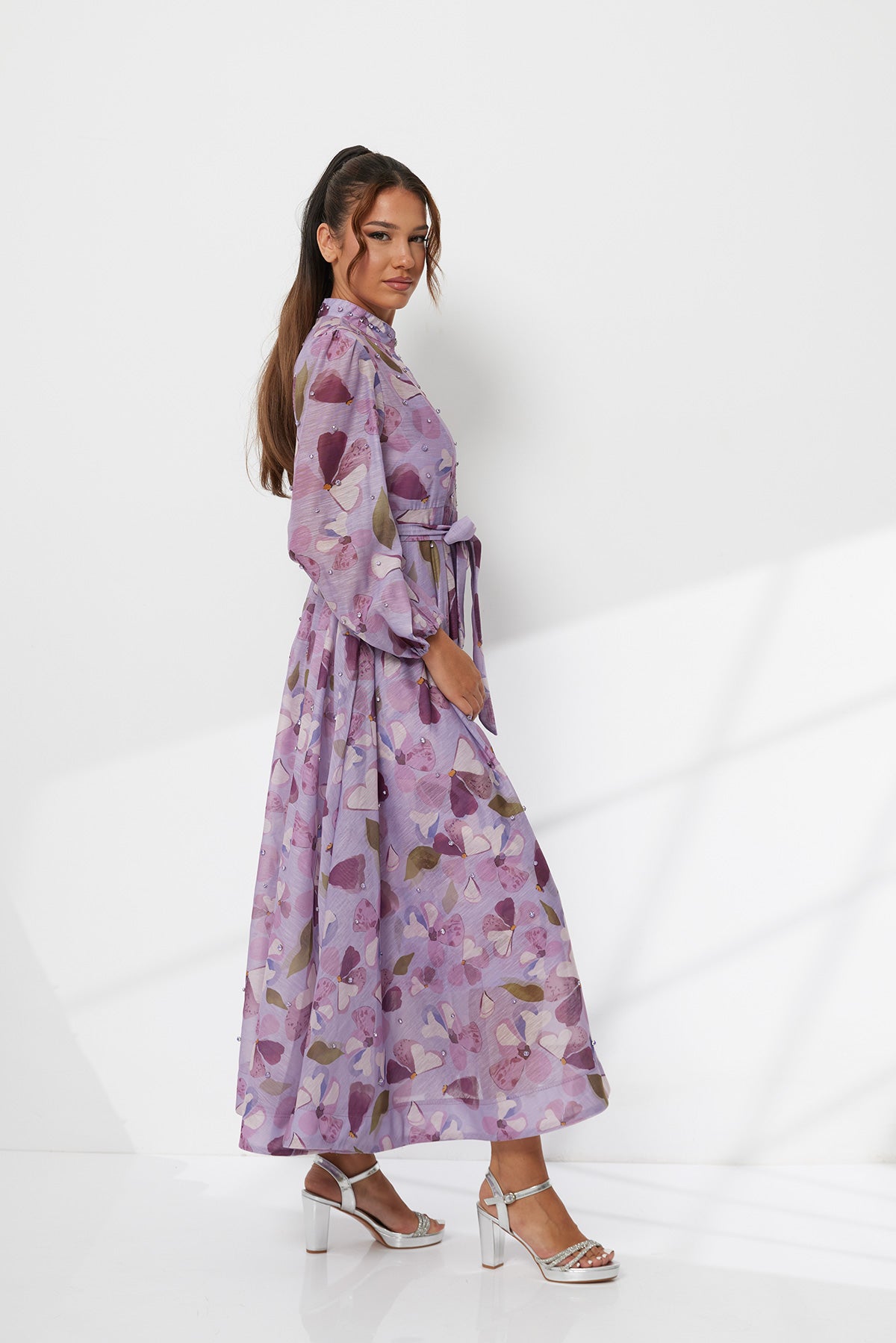 Elegant Butterfly & Pearl Midi Dress in Soft Lilac