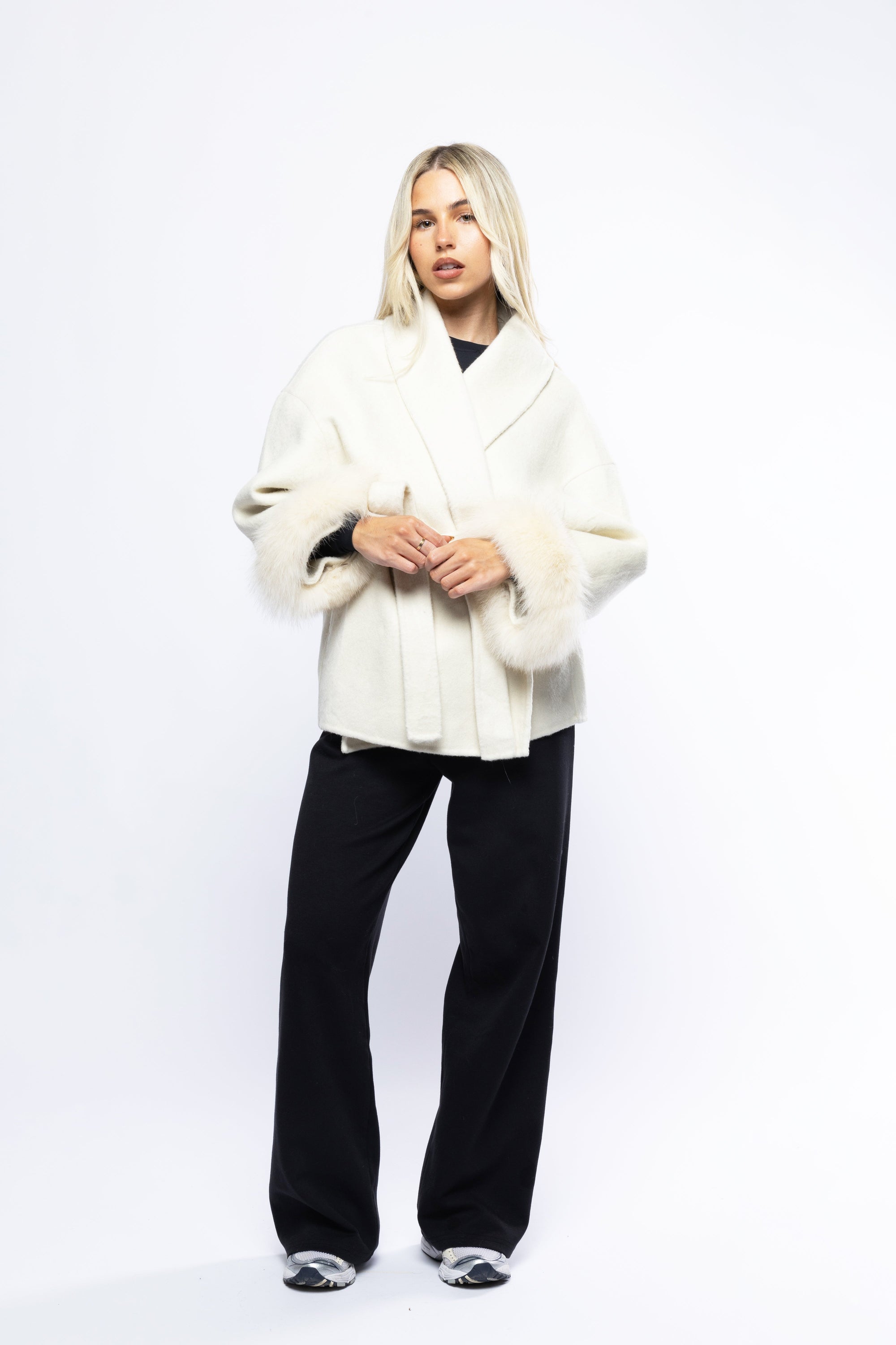 MAIA Mayfair Luxury Cashmere Blend Women's Jacket Elegant Fit