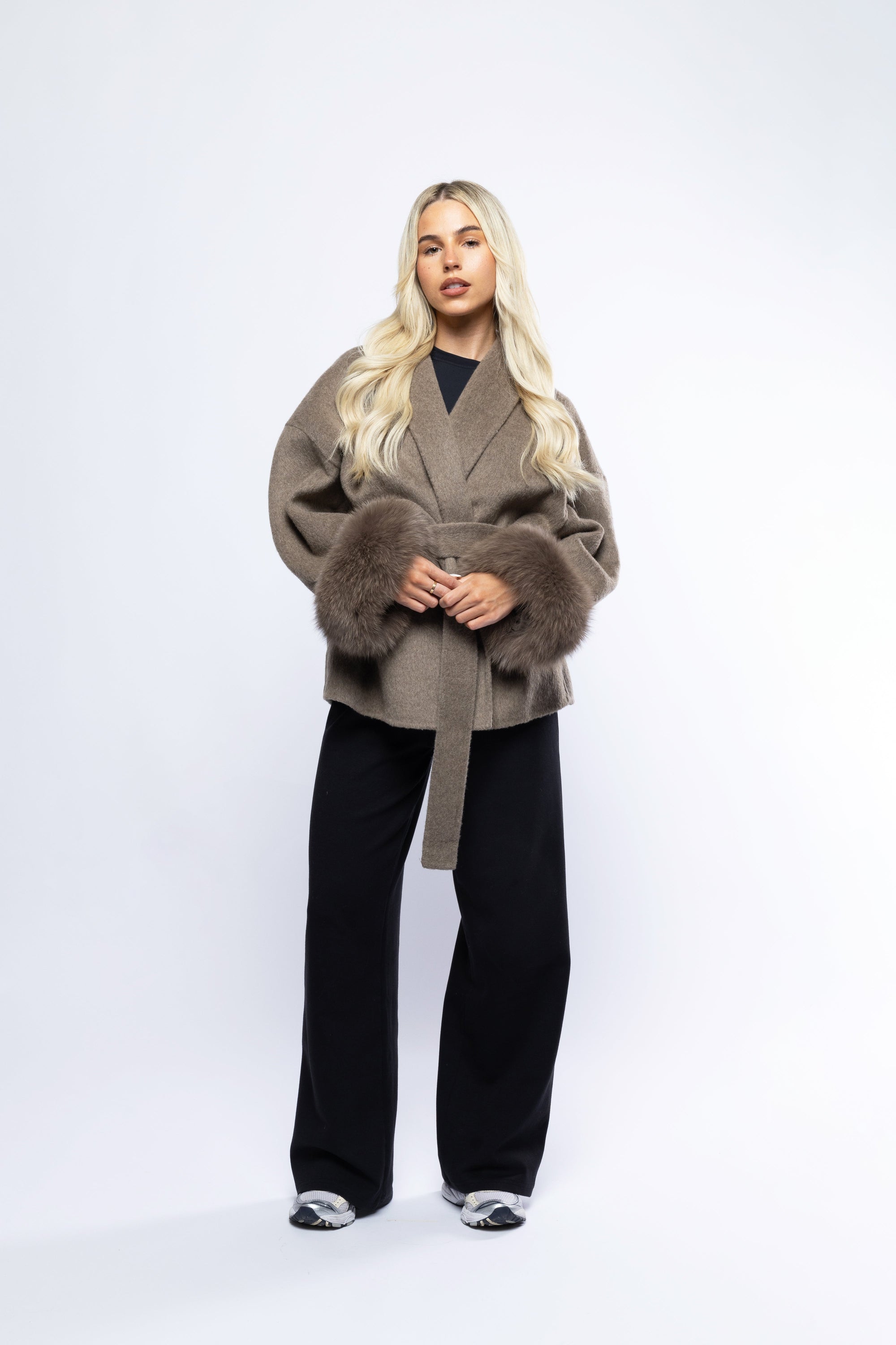 MAIA Chelsea Cashmere Women's Jacket Soft Luxurious Warmth