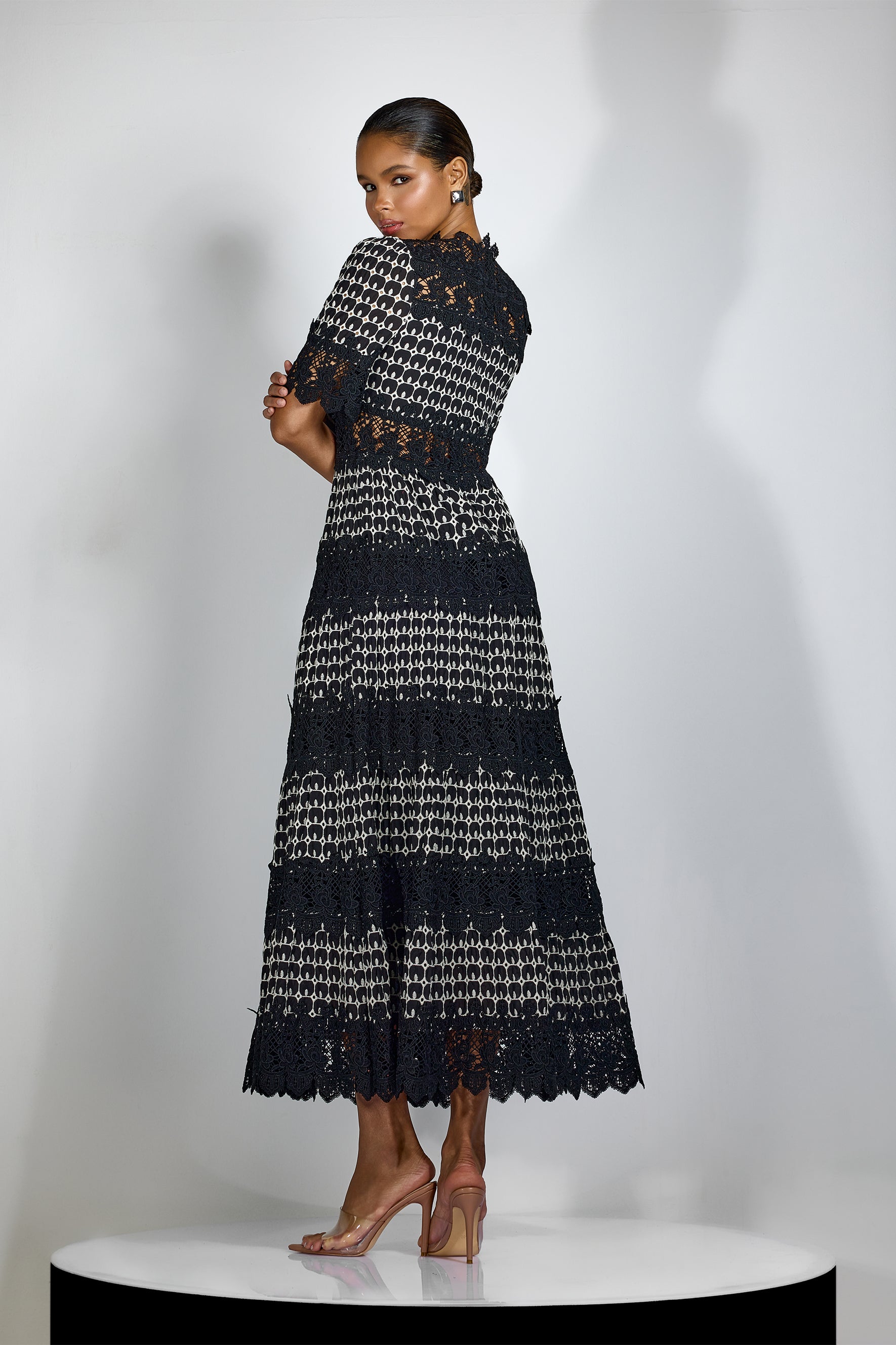 Elegant Sabrina Embroidered Lace Short Sleeve Midi Dress for Resort Wear