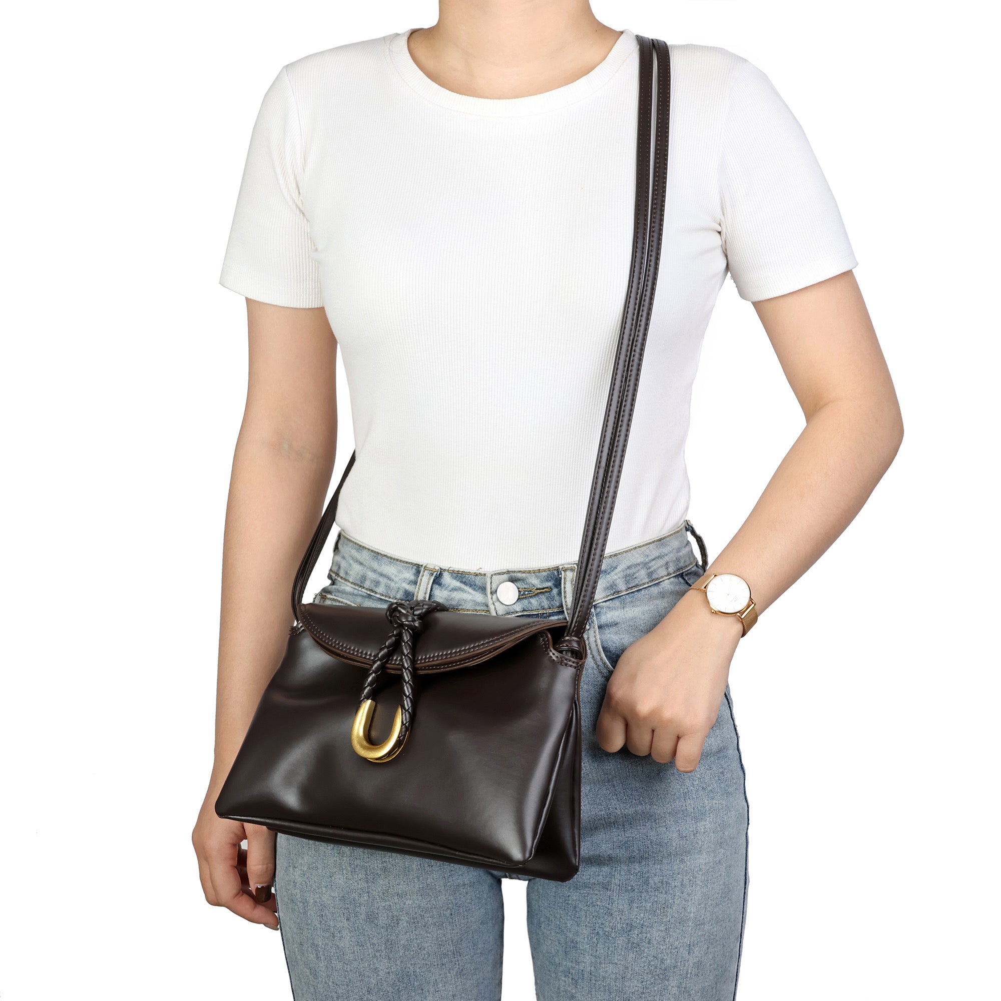 Braided Closure Crossbody Bag: Elegant Leather Handbag for Stylish Everyday Use