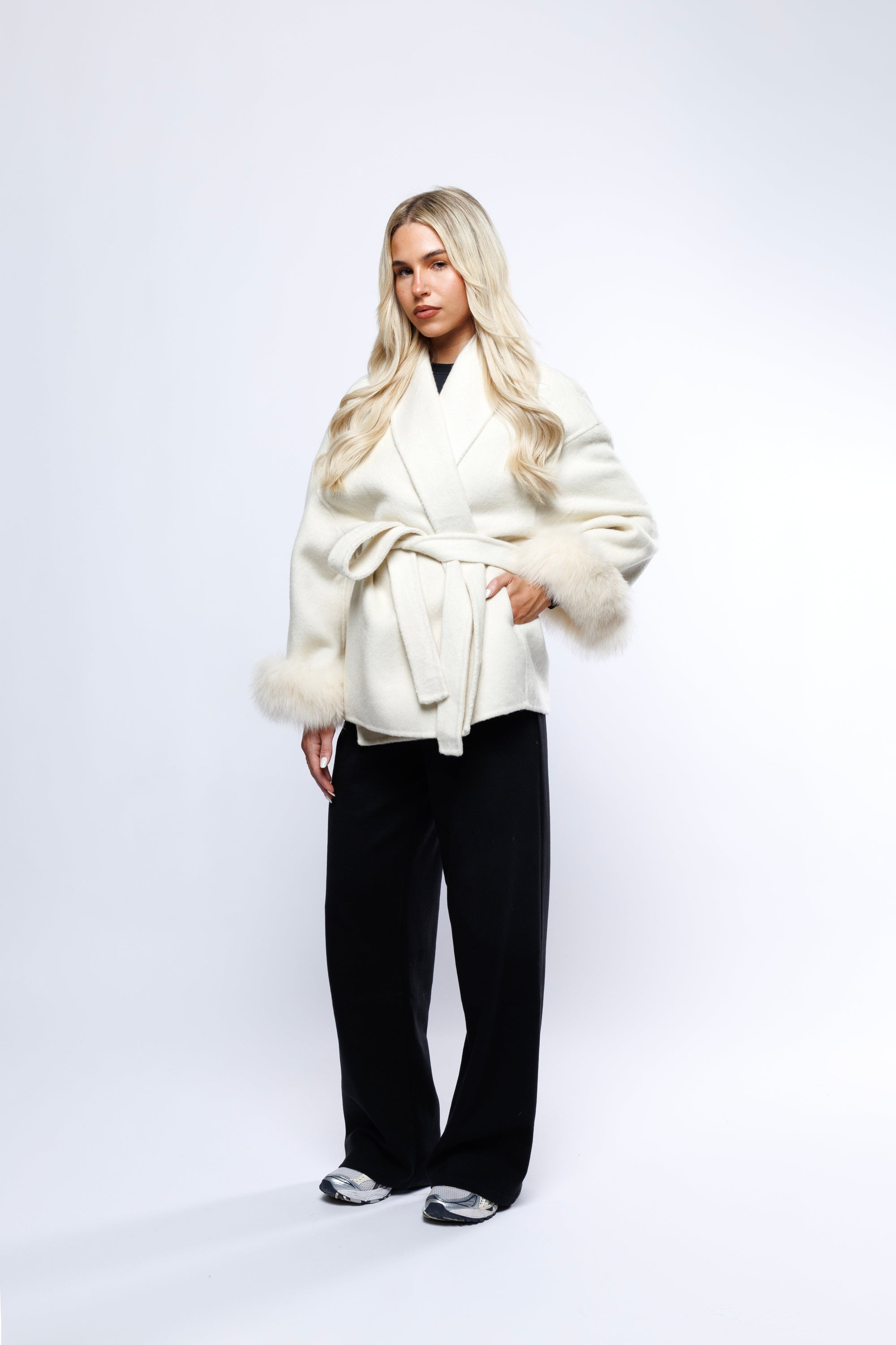 MAIA Mayfair Luxury Cashmere Blend Women's Jacket Elegant Fit