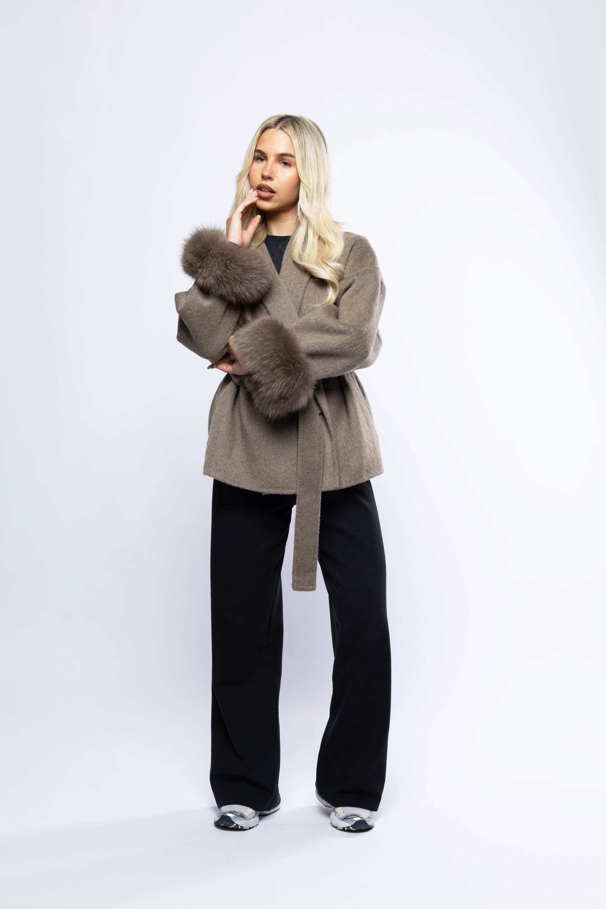 MAIA Chelsea Cashmere Women's Jacket Soft Luxurious Warmth