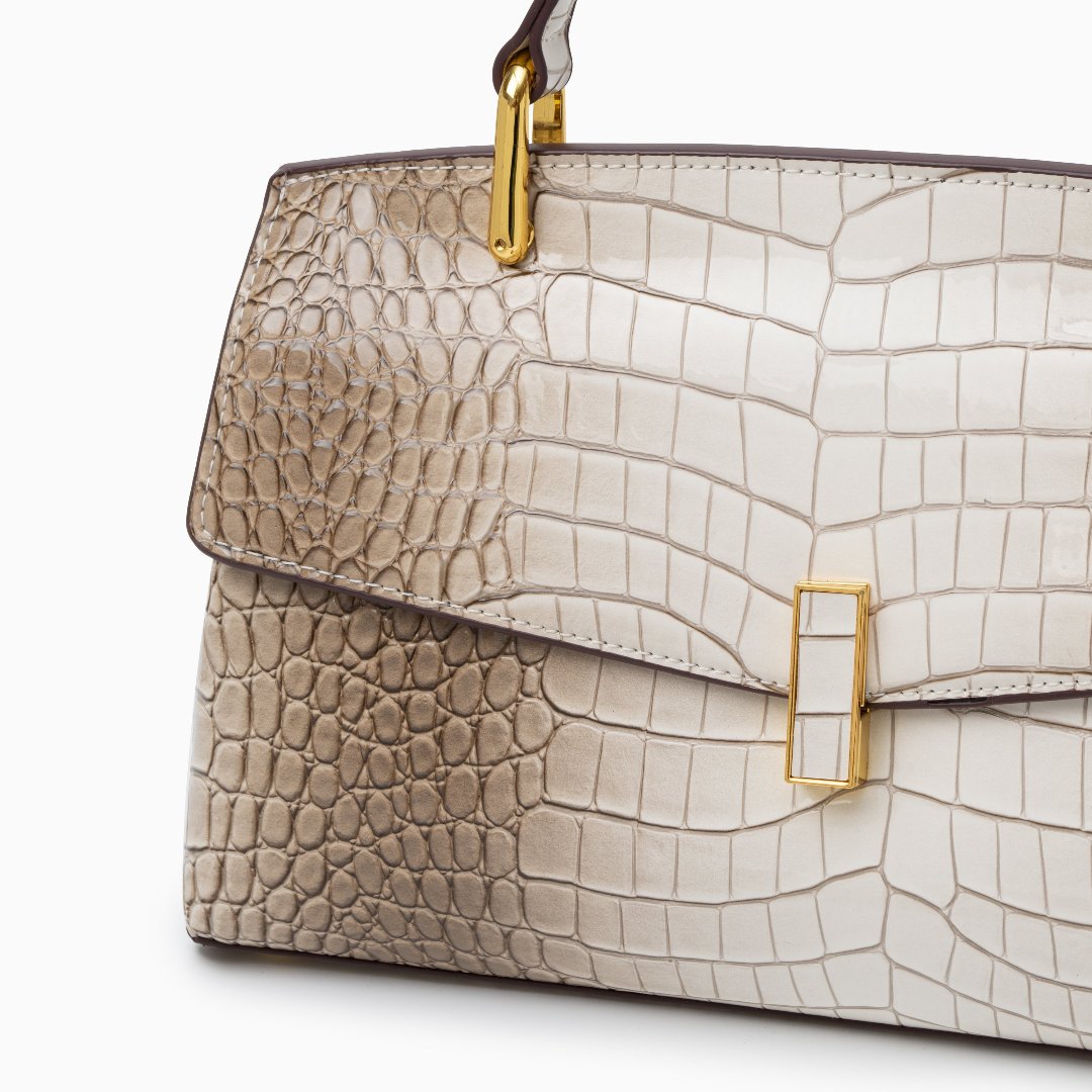 Deanna Medium Vegan Leather Crocodile‑Texture Luxury Everyday Handbag Tote