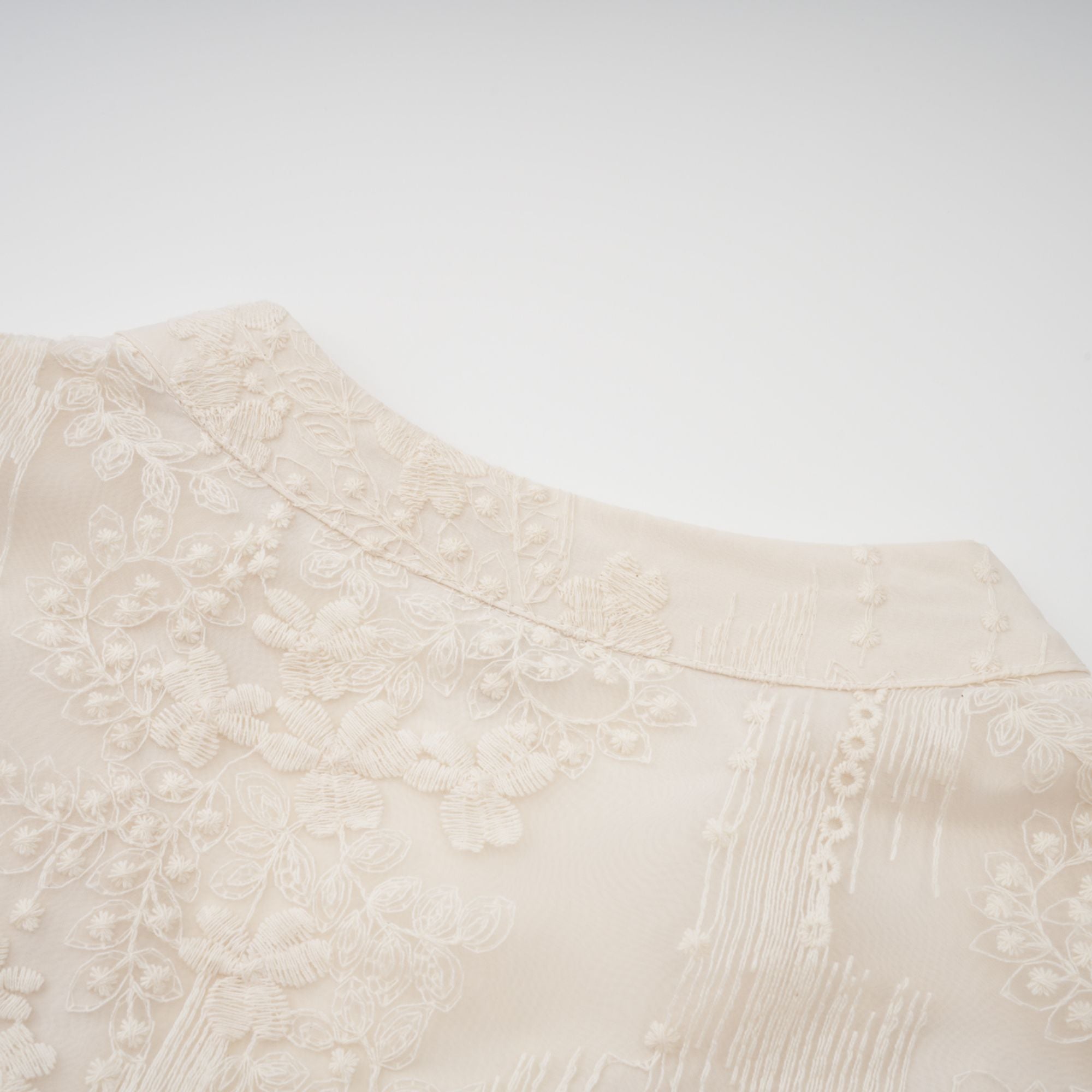 Elegant Neutral Lace Embroidery Midi Dress: Exquisite Design, Perfect Fit, Versatile Style