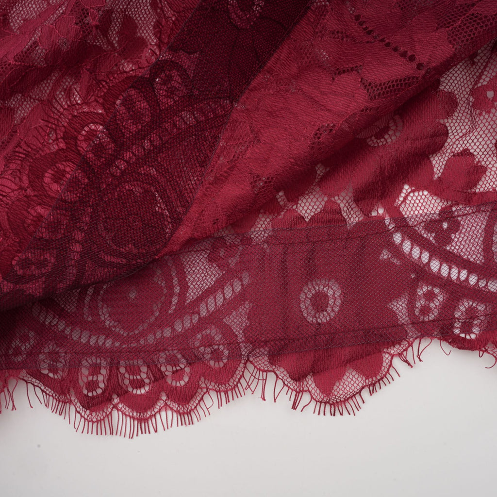Elegant Red Chantilly Lace Oversize Dress: Timeless Style, Comfortable Fit, Versatile