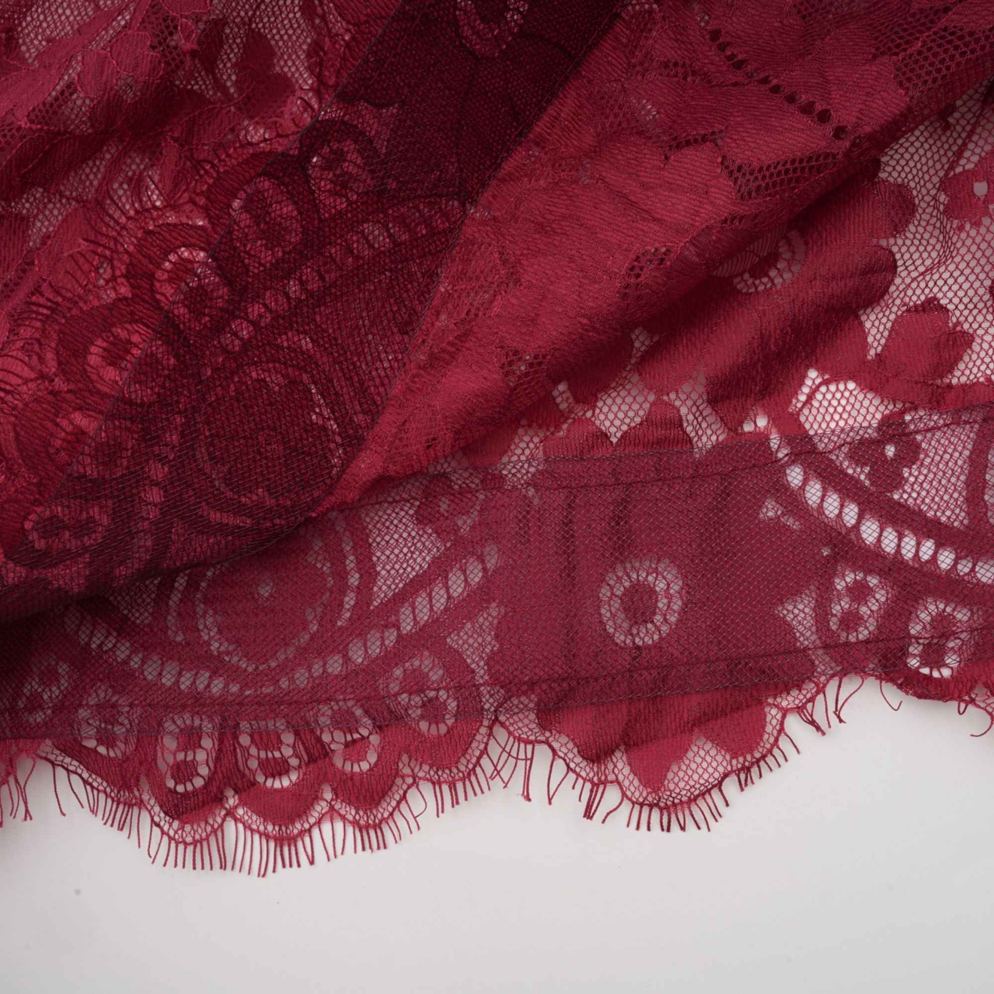 Elegant Red Chantilly Lace Oversize Dress: Timeless Style, Comfortable Fit, Versatile