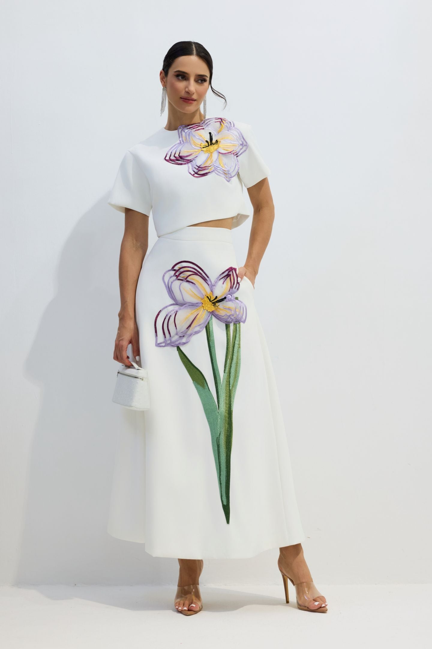 Elegant White Floral Appliqué Short Sleeve Top and A-Line Skirt Set