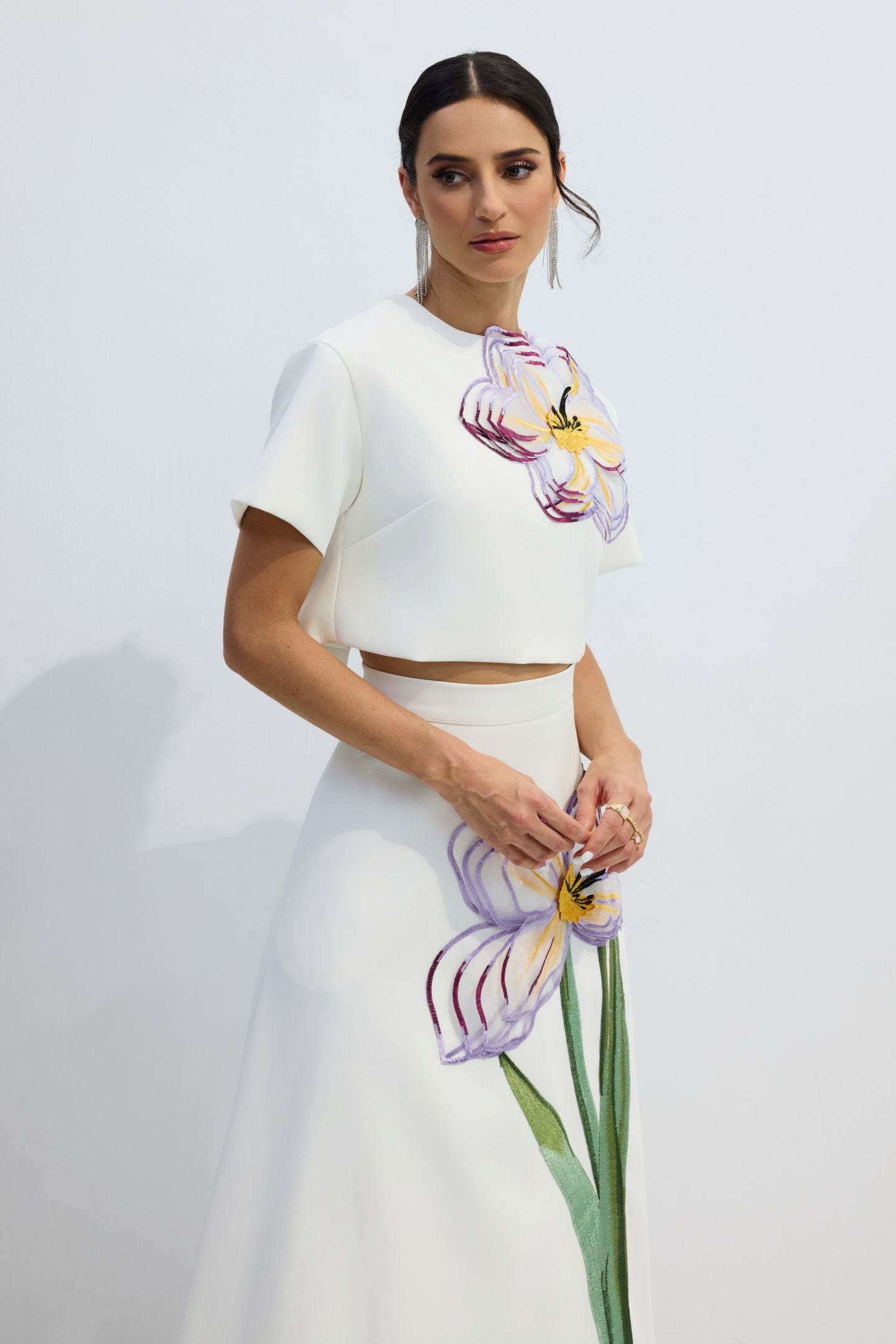 Elegant White Floral Appliqué Short Sleeve Top and A-Line Skirt Set