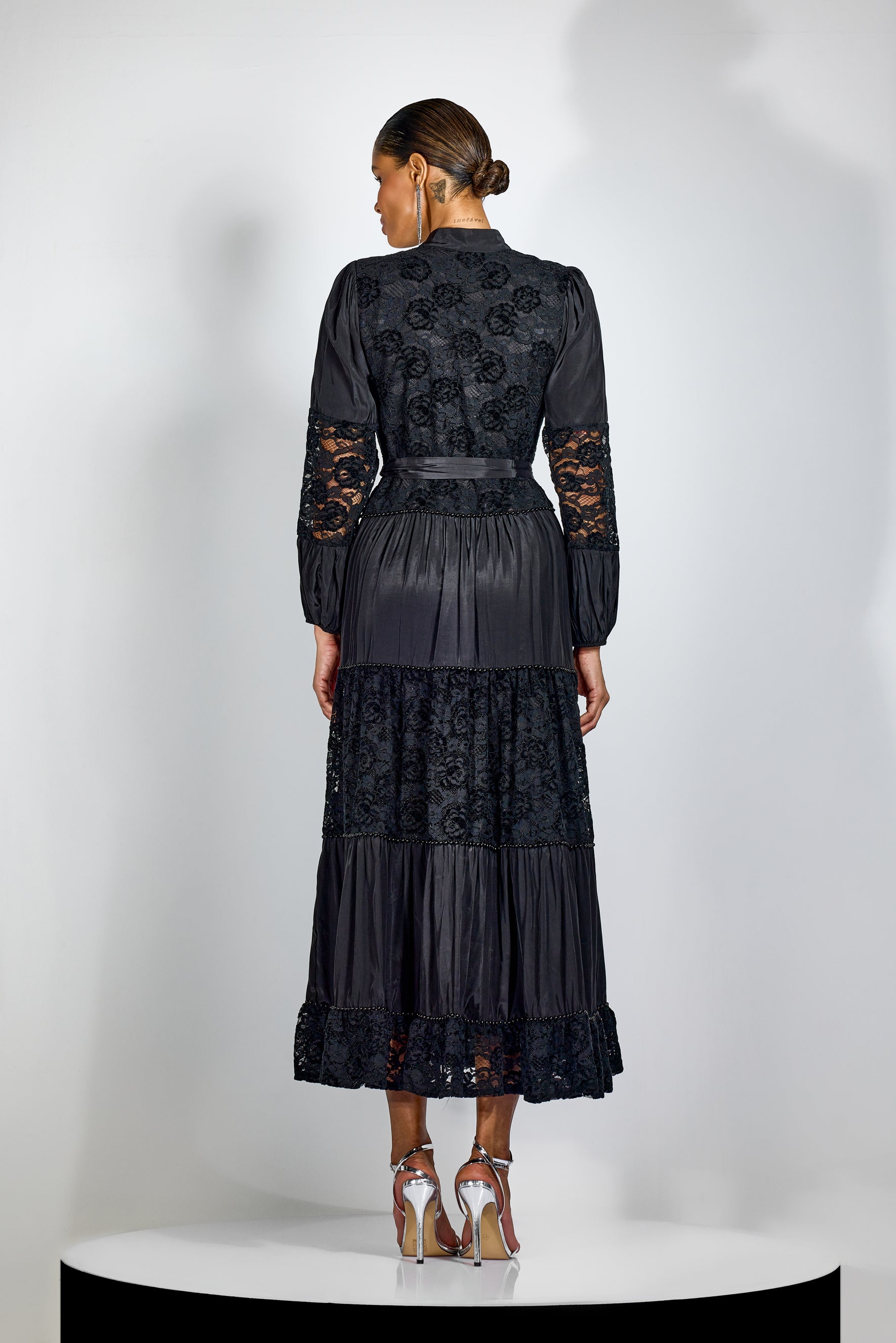 Elegant Black Lace Panel Long Sleeve Midi Dress with High Neck