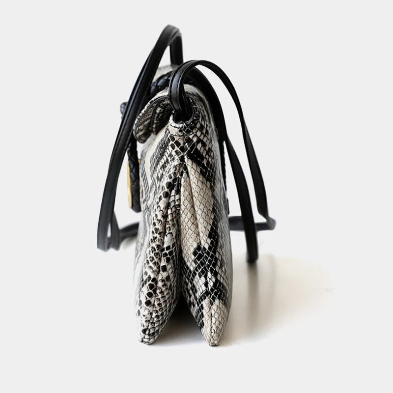 Braided Closure Crossbody Bag: Elegant Leather Handbag for Stylish Everyday Use