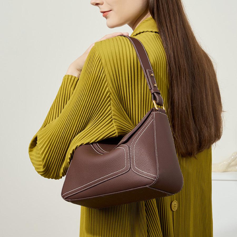 Elegant Soft Leather Shoulder Bag: Chic Crossbody Purse for Women