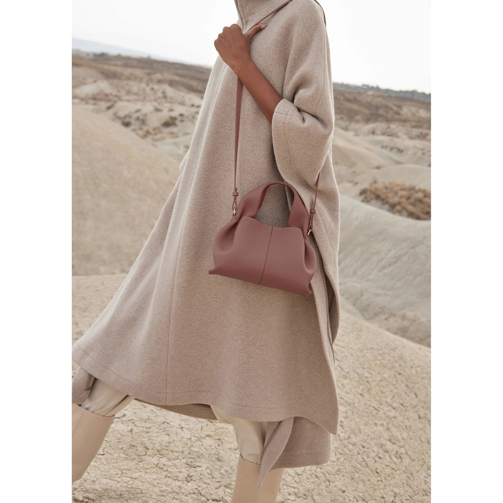 Fiorenza Viaggio Italian Leather Handbag – Elegant, Spacious, Magnetic Closure