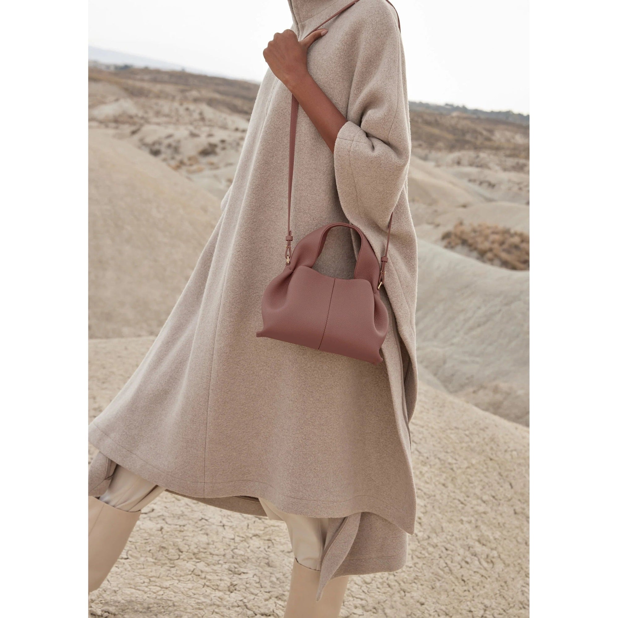 Fiorenza Viaggio Italian Leather Handbag – Elegant, Spacious, Magnetic Closure