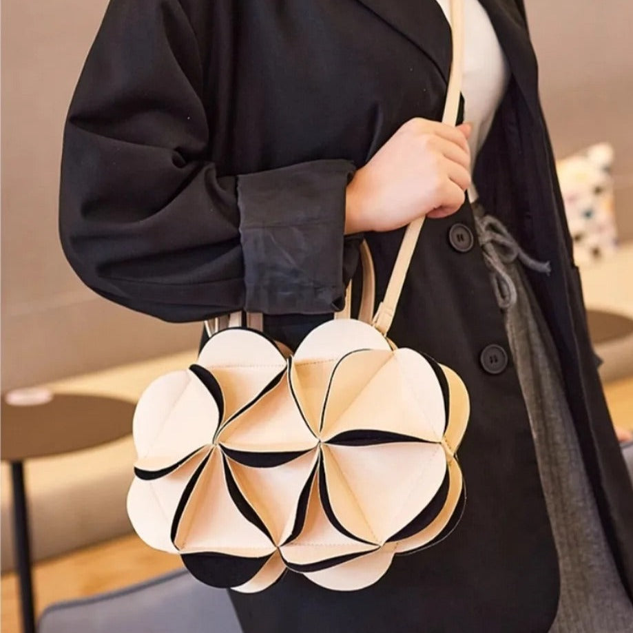 Elegant Floral Handbag with Detachable Strap - Versatile Shoulder Bag