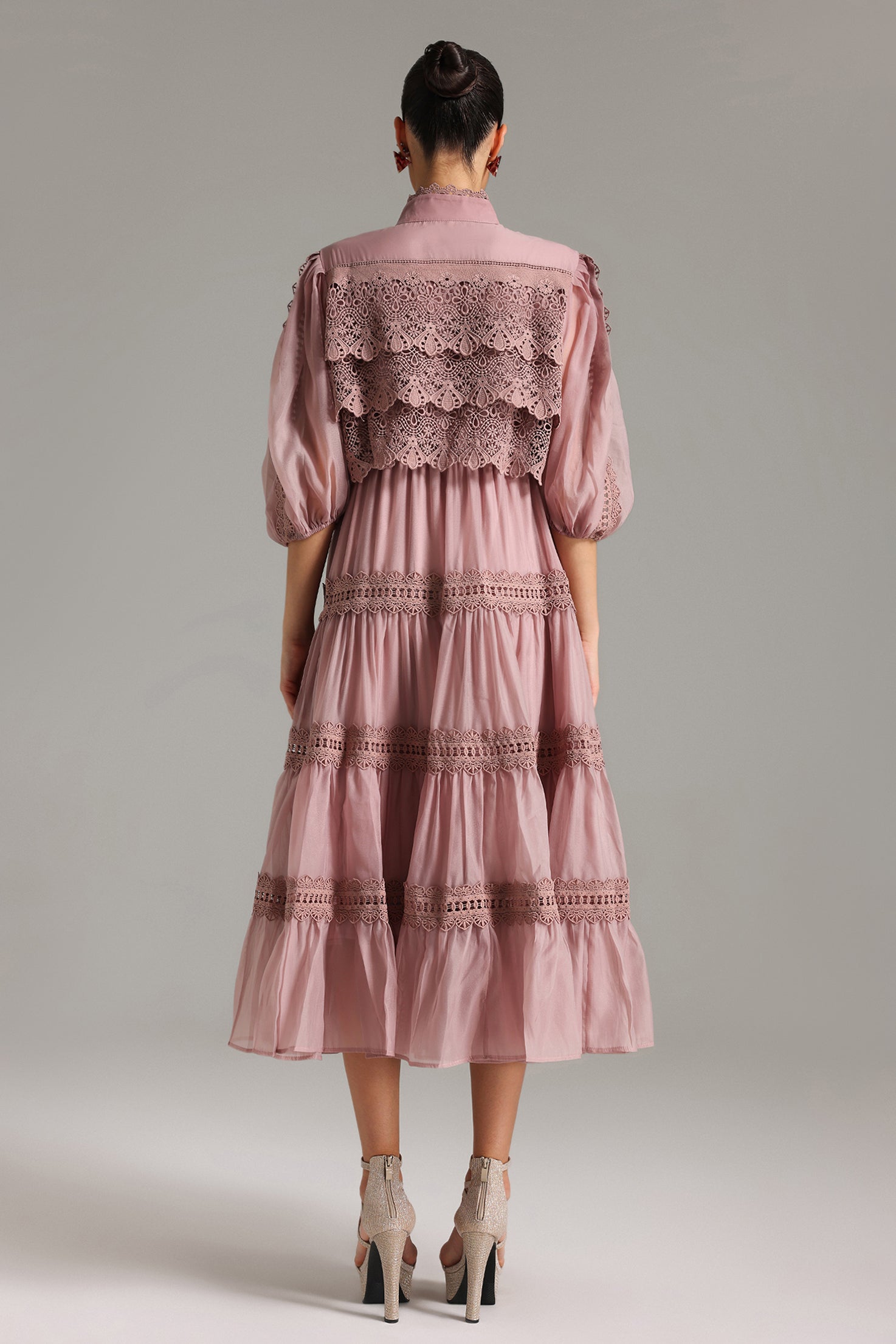 Elegant Verza Puff Sleeve Lace Midi Dress - Chic, Comfortable Polyester Design