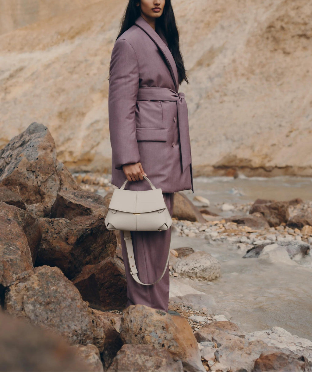 Sora Handbag Ebony
