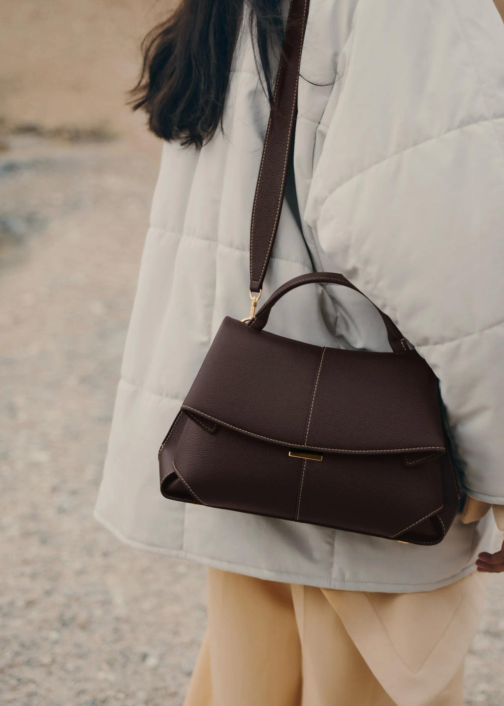 Sora Handbag Ebony