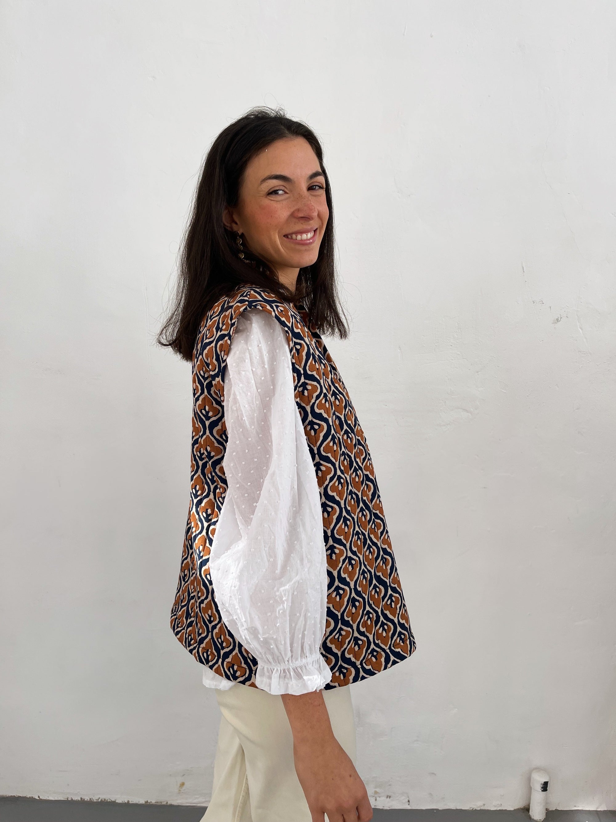 Stylish Lúa Beige Printed Cotton Vest for Women - Versatile Layering Fashion